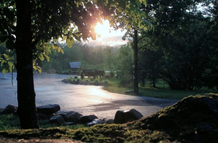 entrance-to-campsite