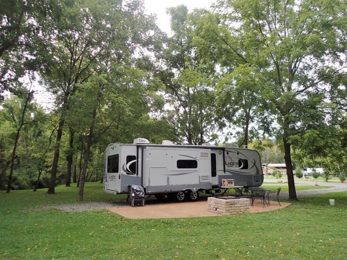 grey-and-white-rv-camper